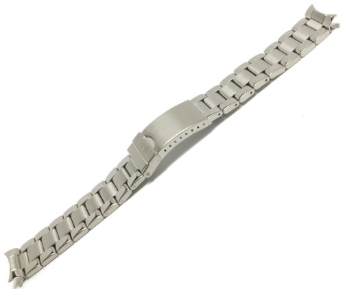 P2M808 A.JPG